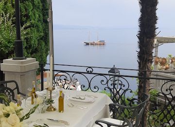 croatia/opatija/restaurant/restaurant-ariston