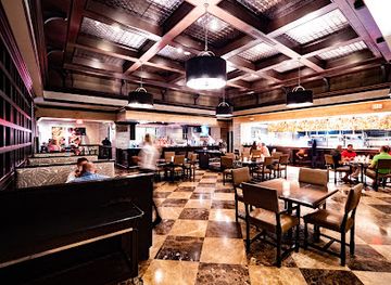 florida/key-west/restaurant/tavern-n-town