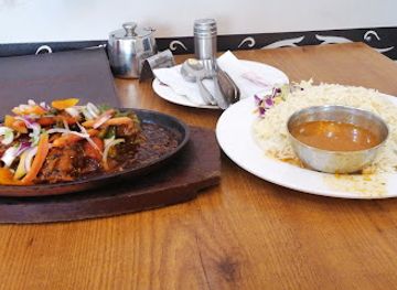 kenya/kilimanjaro-region/restaurant/kilimanjaro-lavish