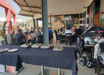TADKA INDIAN RESTAUTANT & BAR