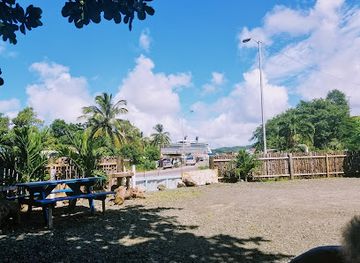 saint-lucia/tet-paul-scenic-trail/restaurant/hardest-hard-restaurant-bar