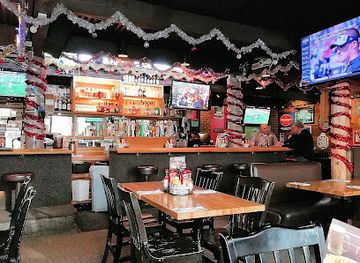 washington/bellevue/restaurant/the-pumphouse-bar-grill