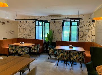 ukraine/zaporozhye/restaurant/people-afe