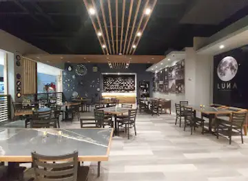 Luna Restaurant