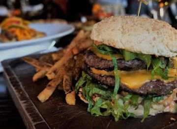 saint-lucia/castries/restaurant/tropica-vybz