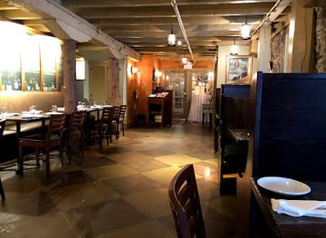 massachusetts/bristol-county/restaurant/dewolf-tavern
