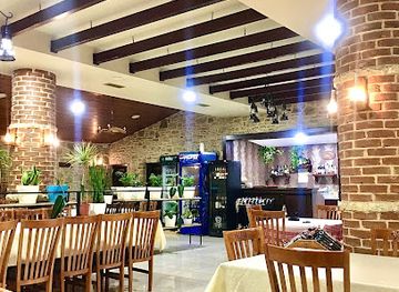 albania/tirana/grand-park/restaurant/restorant-delfini