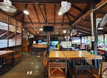 thailand/ayutthaya/wat-mahathat/restaurant/malakor-kitchen-and-cafe