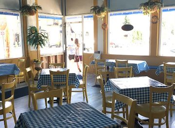 missouri/lincoln-hills/restaurant/adriana-s-on-the-hill