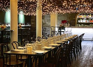 australia/brisbane/restaurant/rothwell-s-bar-grill