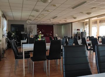 czechia/brno/brno-cernovice/restaurant/pho-ajn-restaurace