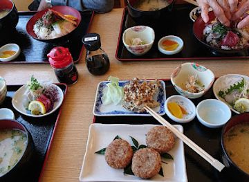 japan/hyuga/restaurant/seaside-station-hososhima