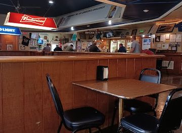 kentucky/bardstown/restaurant/bluegrass-tavern