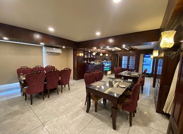 india/kashmir-valley/restaurant/karims-gogji-bagh