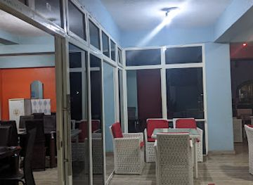 rwanda/gisenyi/restaurant/iturize-restaurant