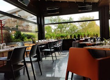 bulgaria/pleven/restaurant/dori-cafe-food-games