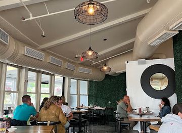 michigan/petoskey/restaurant/maple-batter