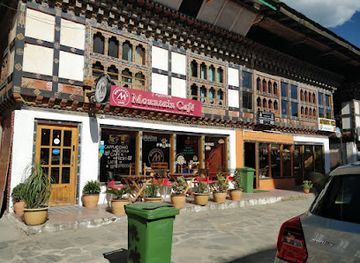 bhutan/mongar/restaurant/mountain-cafe