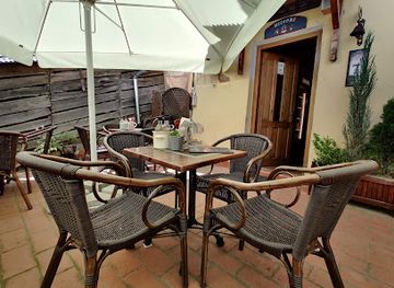 romania/sighisoara/restaurant/terasa-cafe-la-scara