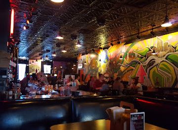 michigan/grand-rapids/restaurant/stella-s-lounge