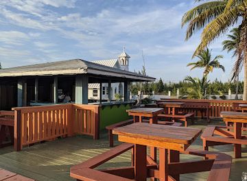 the-bahamas/lucaya/restaurant/terry-s-conch-salad-stand