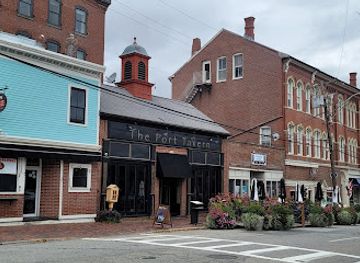massachusetts/newburyport/restaurant/the-port-tavern