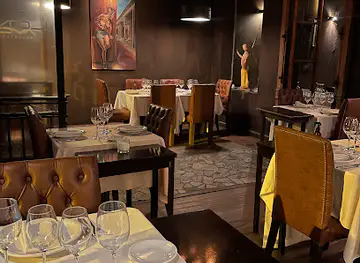 Lova Restaurant
