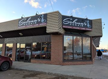 canada/western-canada/restaurant/selenas-donair-and-pizza