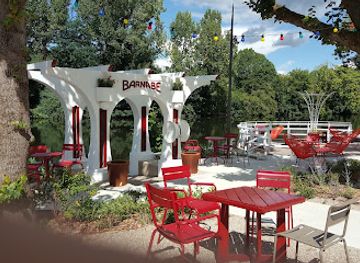 france/dordogne/restaurant/alfred-s-invite-a-barnabe