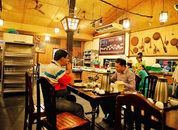 myanmar-burma/yangon/restaurant/feel-myanmar-restaurant-pyidaungzu-yeiktha-street