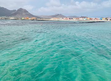 cabo-verde/sao-vicente/restaurant/simpatico-beach-bar