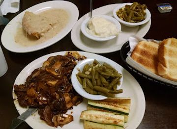 north-carolina/high-country/restaurant/hoyt-s-country-cooking
