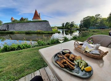 estonia/panga-cliff/restaurant/ku-kuu-fish-restaurant-and-guesthouse-in-kuursaal