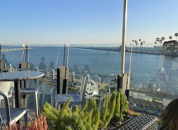 california/long-beach/belmont-shore/restaurant/ballast-point-brewing-long-beach