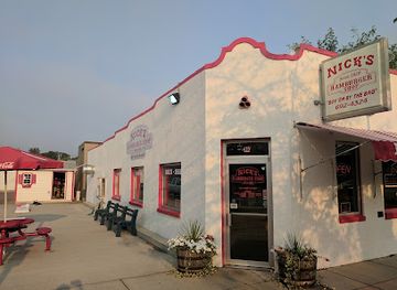 south-dakota/brookings/restaurant/nick-s-hamburger-shop