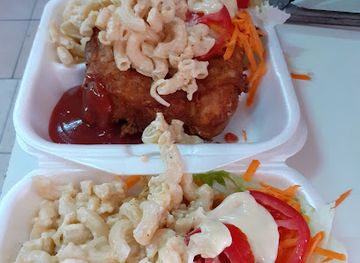 belize/corozal-town/restaurant/bamby-s-night-spot