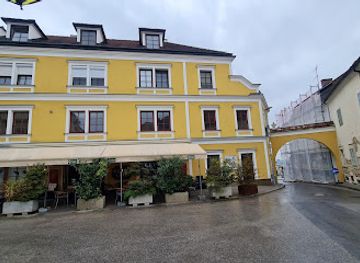 austria/eisenstadt/restaurant/schlosscafe
