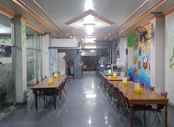 indonesia/maluku-islands/restaurant/rumah-makan-new-ratu-gurih