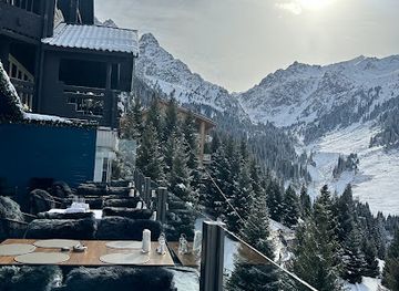 kazakhstan/almaty-mountains/restaurant/rifugio-del-monte
