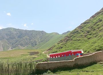 afghanistan/kabul/shar-e-naw/restaurant/haji-firdous-plaza