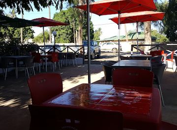 mozambique/matola/restaurant/restaurante-os-pinheiros