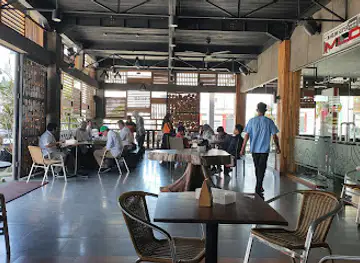 Kingdom Foodcourt & Coffee Toffee