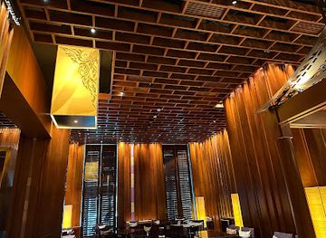 thailand/bangkok/siam/restaurant/sra-bua-by-kiin-kiin