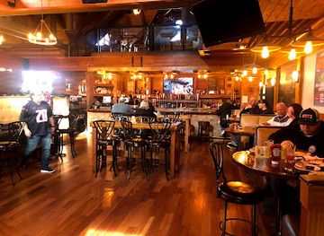 washington/marysville/restaurant/village-taphouse-grill