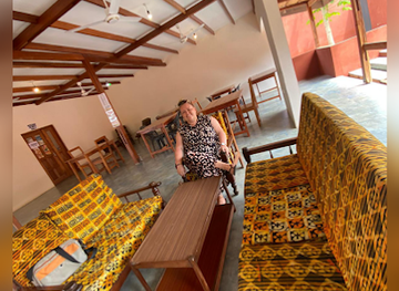 ghana/sefwi/restaurant/wizzy-s-emo-restaurant
