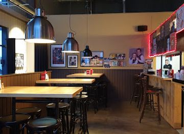 iceland/hafnarfjordur/restaurant/tommi-s-burger-joint