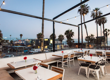 california/san-diego-beaches/restaurant/firehouse-american-eatery-lounge
