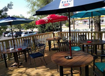 wisconsin/devil-s-lake-state-park/restaurant/zeman-s-old-highway-house