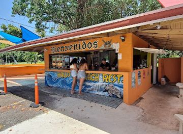 puerto-rico/arecibo/restaurant/hallow-s-beach-restaurant
