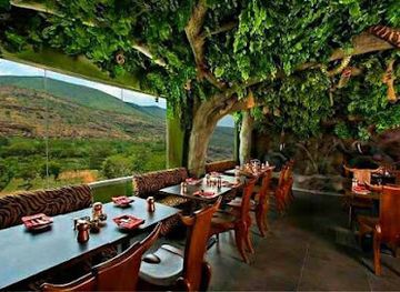 india/northern-plains/restaurant/gufha-restaurant-jayanagar
